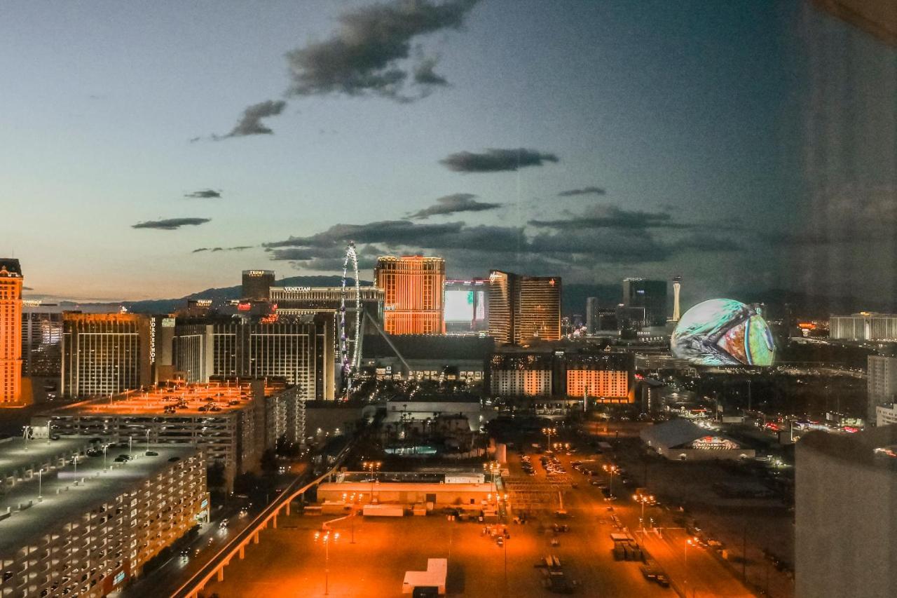 No Resort Fees-Mgm Stripview-Jacuzzi-Formula 1 Track View Las Vegas Luaran gambar